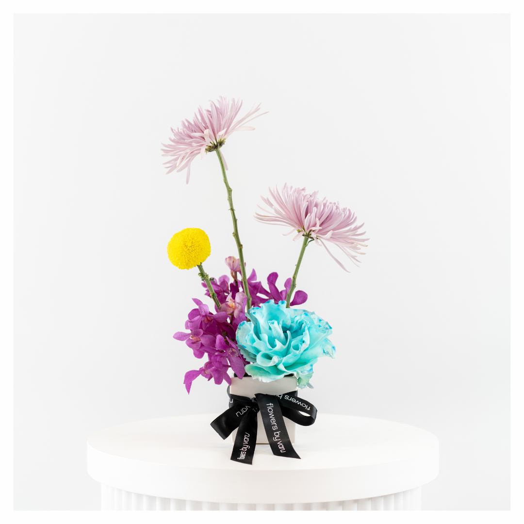 Mini Floral Vase Arrangement